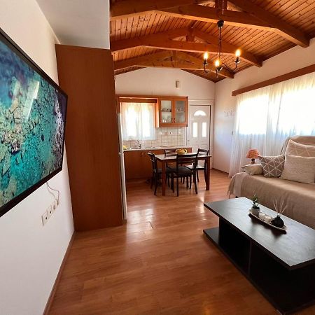 Cherrywood Creta Apartment 이라피트라 외부 사진